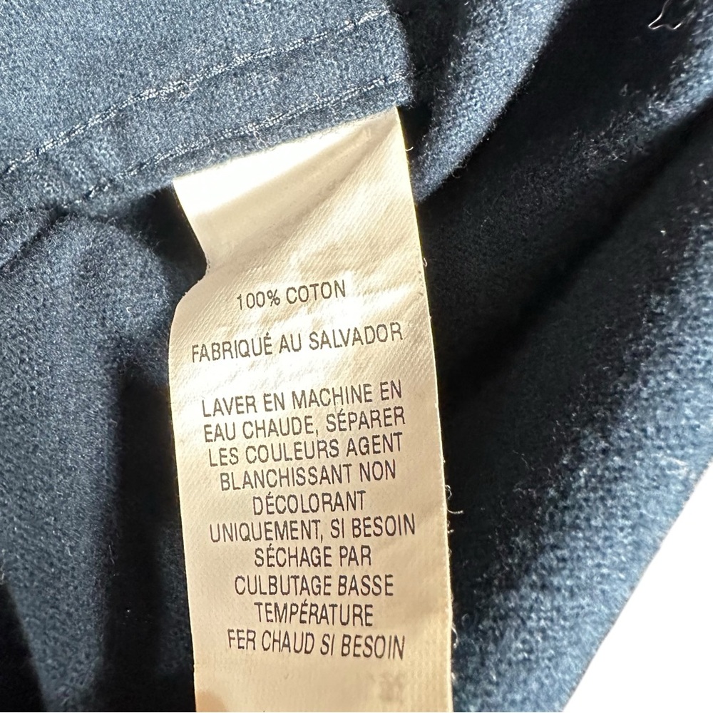 L.L.BEAN Heavy Chamois Cloth Flannel Traditional Fit Shacket in navy - Picture 8 of 10